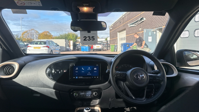 Toyota Aygo X 1.0 VVT-i Edge 5dr Petrol Hatchback